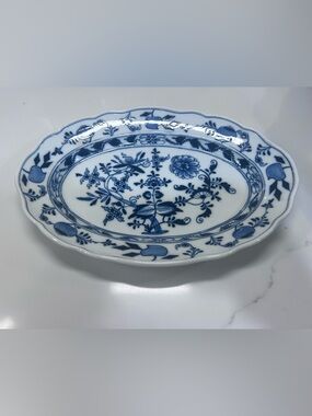 Vintage Meissen Germany Blue Onion  8 X 11 Oval Platter Curved Handles Marks